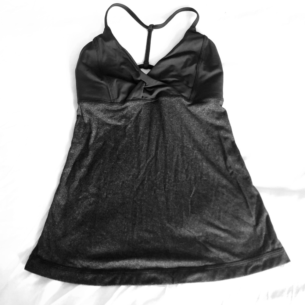 Lululemon workout top